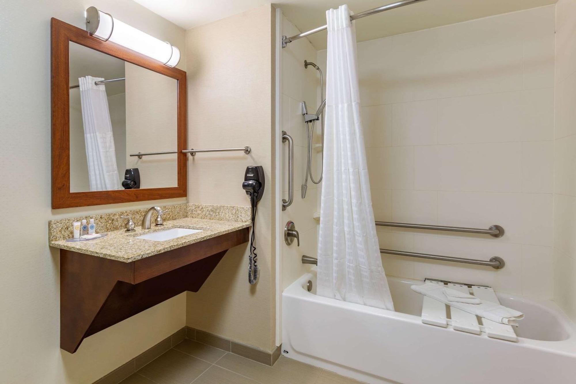 Comfort Inn Aikens Center Martinsburg Exteriör bild